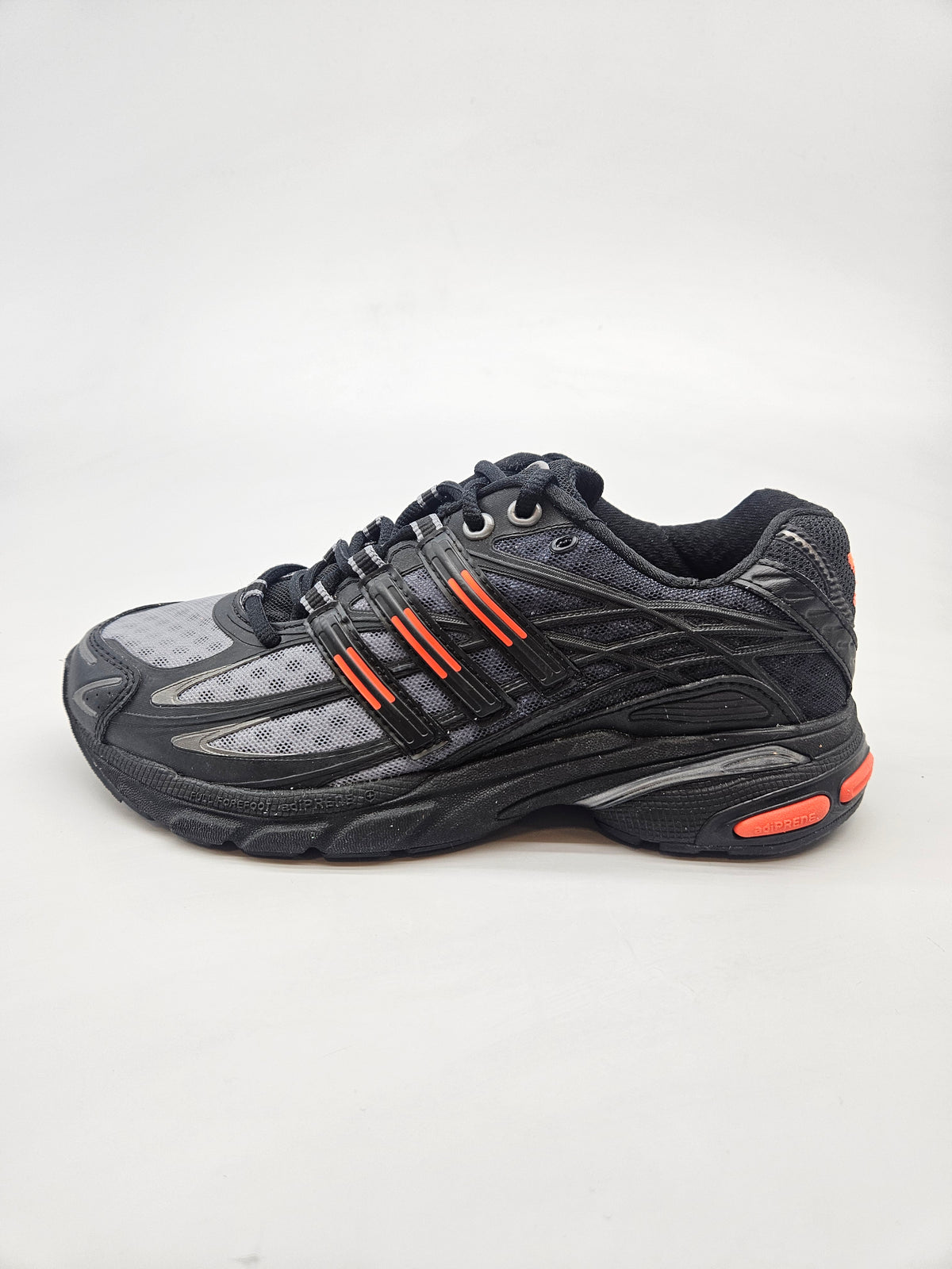 ADIDAS NOVI ORIGINAL PATIKI BR 37