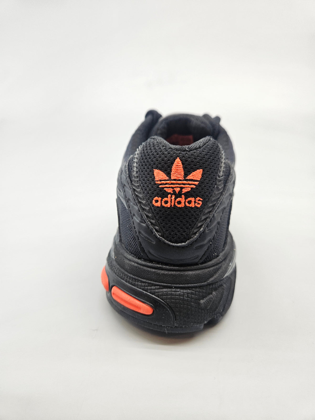 ADIDAS NOVI ORIGINAL PATIKI BR 37