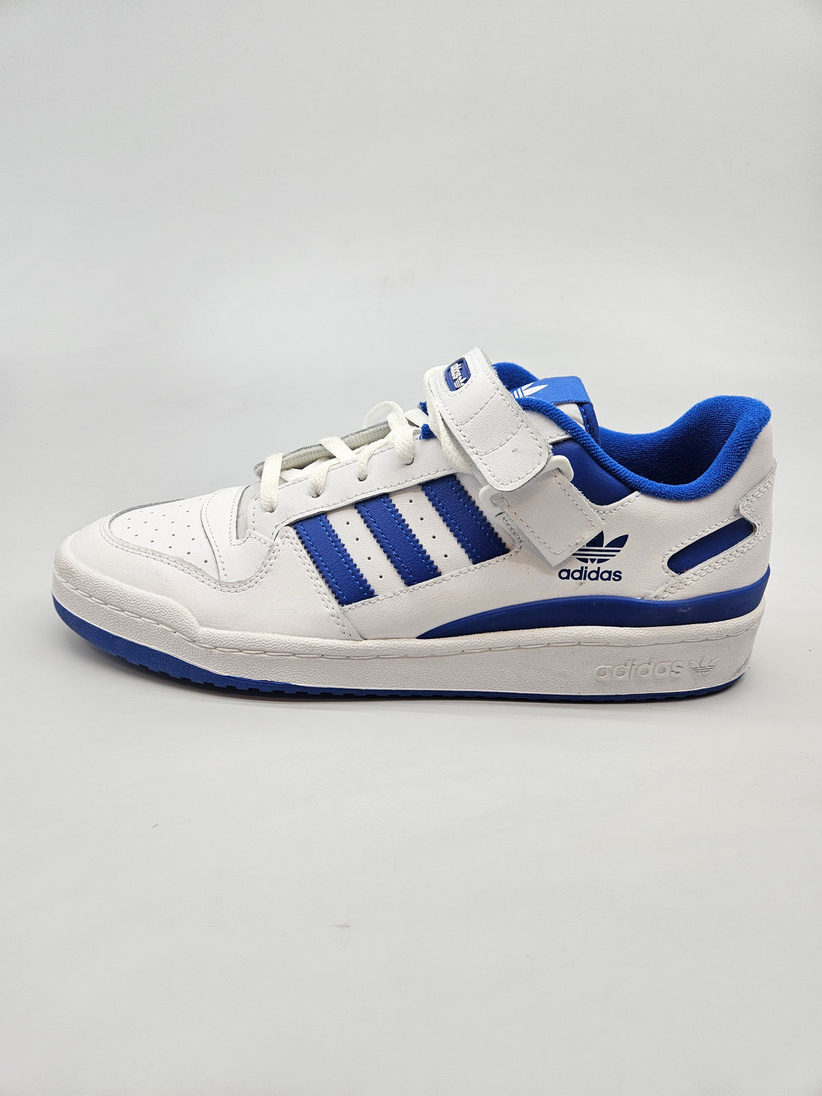 ADIDAS NOVI ORIGINAL PATIKI BR 45