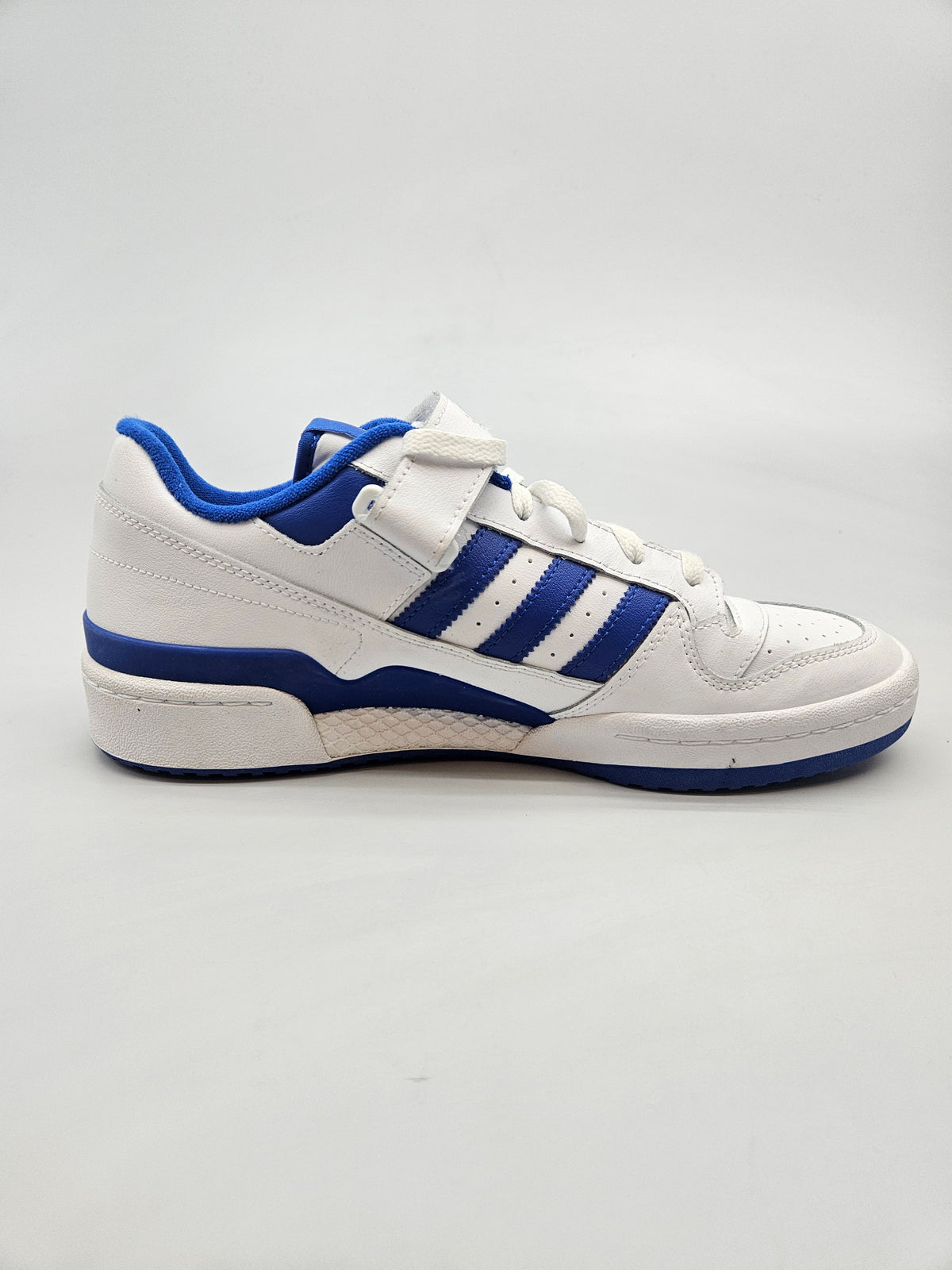 ADIDAS NOVI ORIGINAL PATIKI BR 45