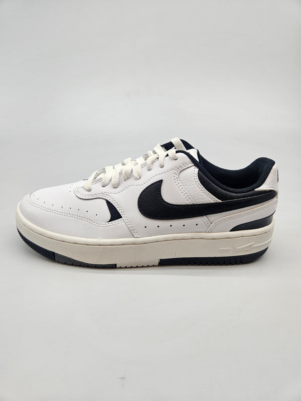 NIKE NOVI ORIGINAL PATIKI BR 39
