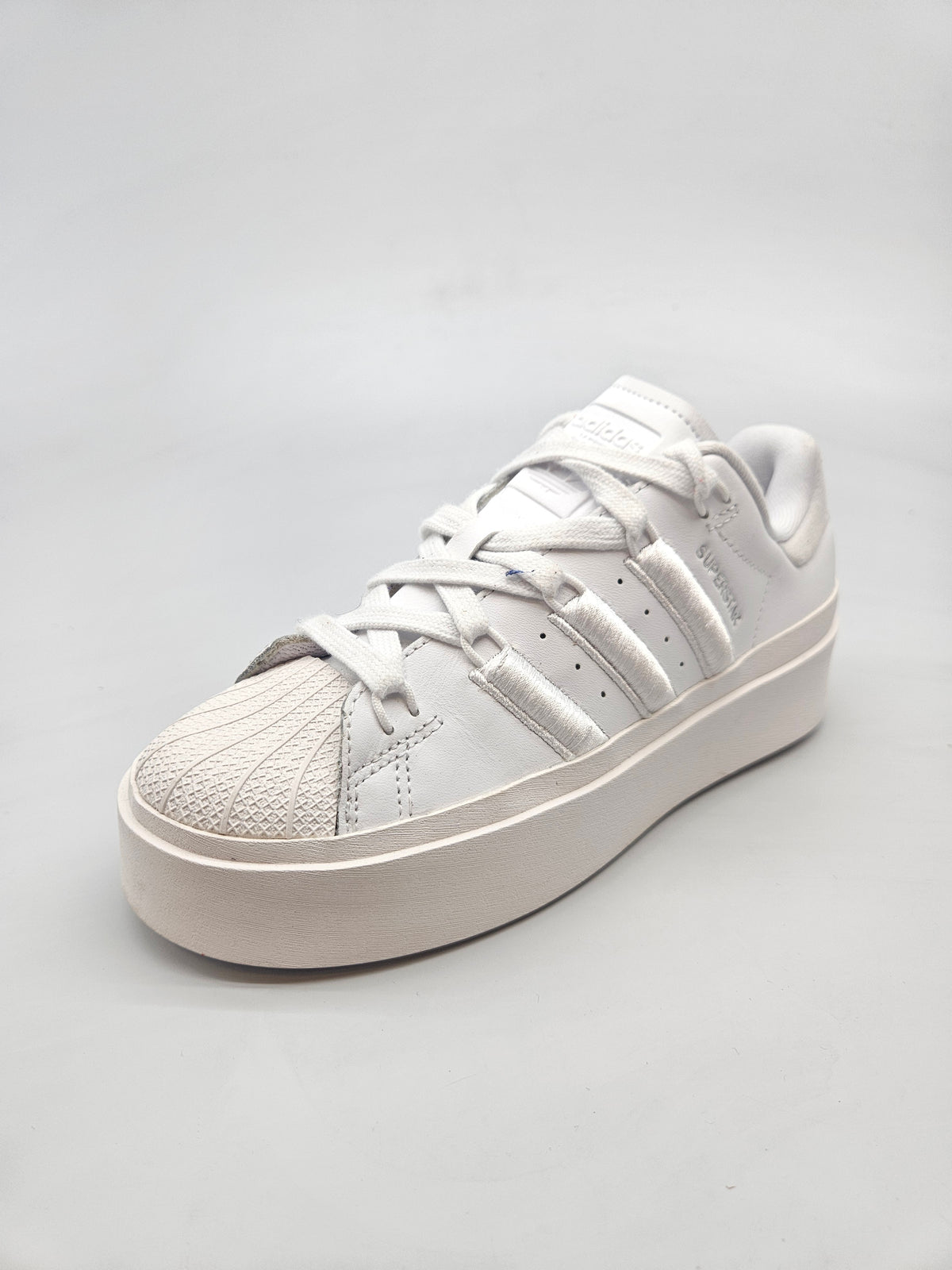 ADIDAS NOVI ORIGINAL PATIKI BR 37