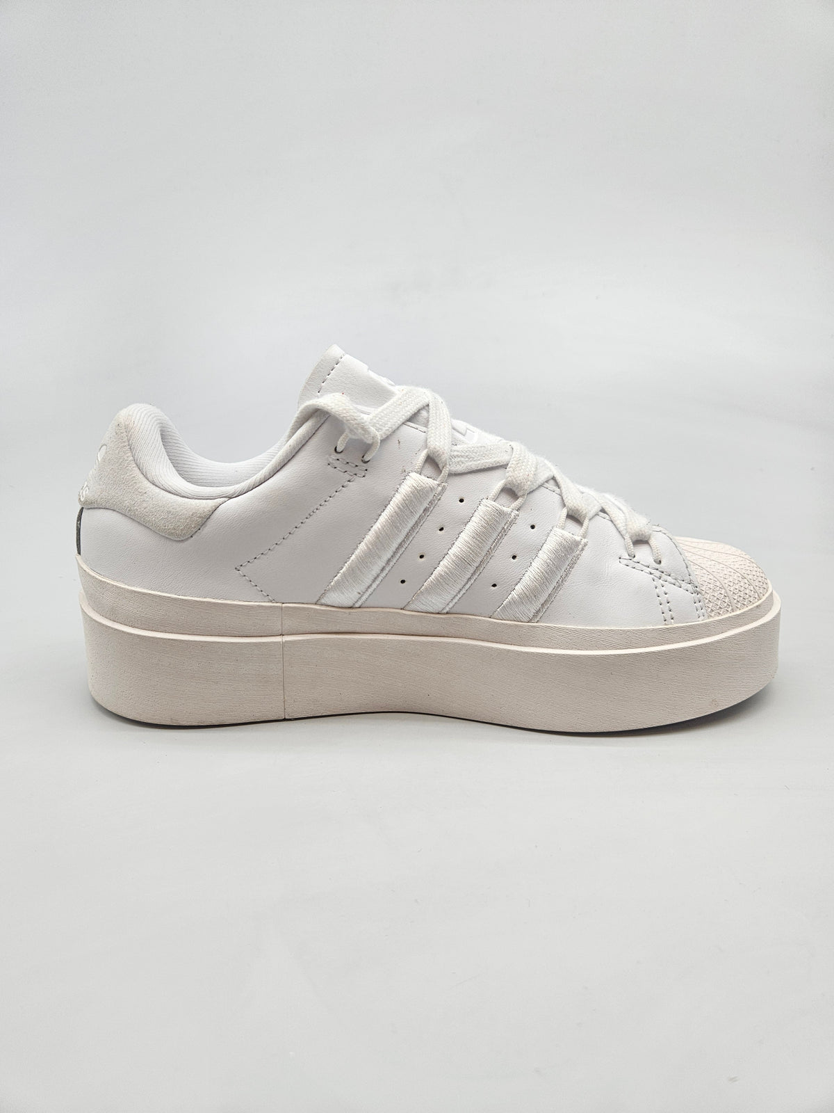 ADIDAS NOVI ORIGINAL PATIKI BR 37