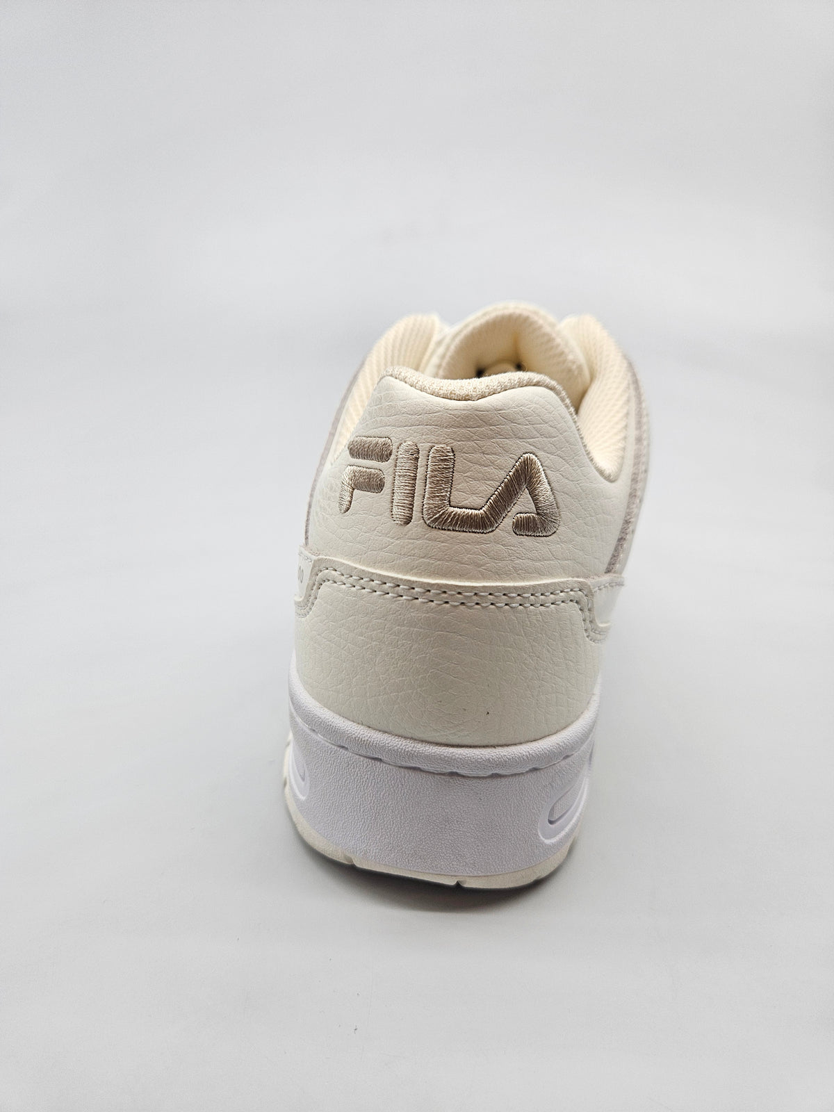 FILA NOVI ORIGINAL PATIKI BR 39