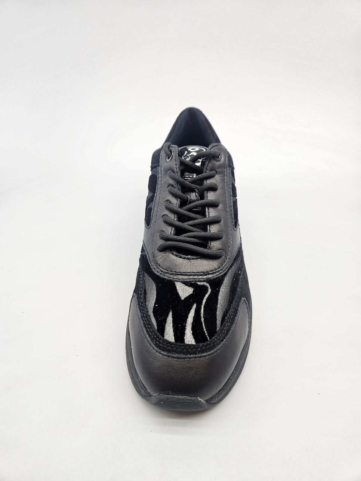 GEOX NOVI ORIGINAL PATIKI BR 38
