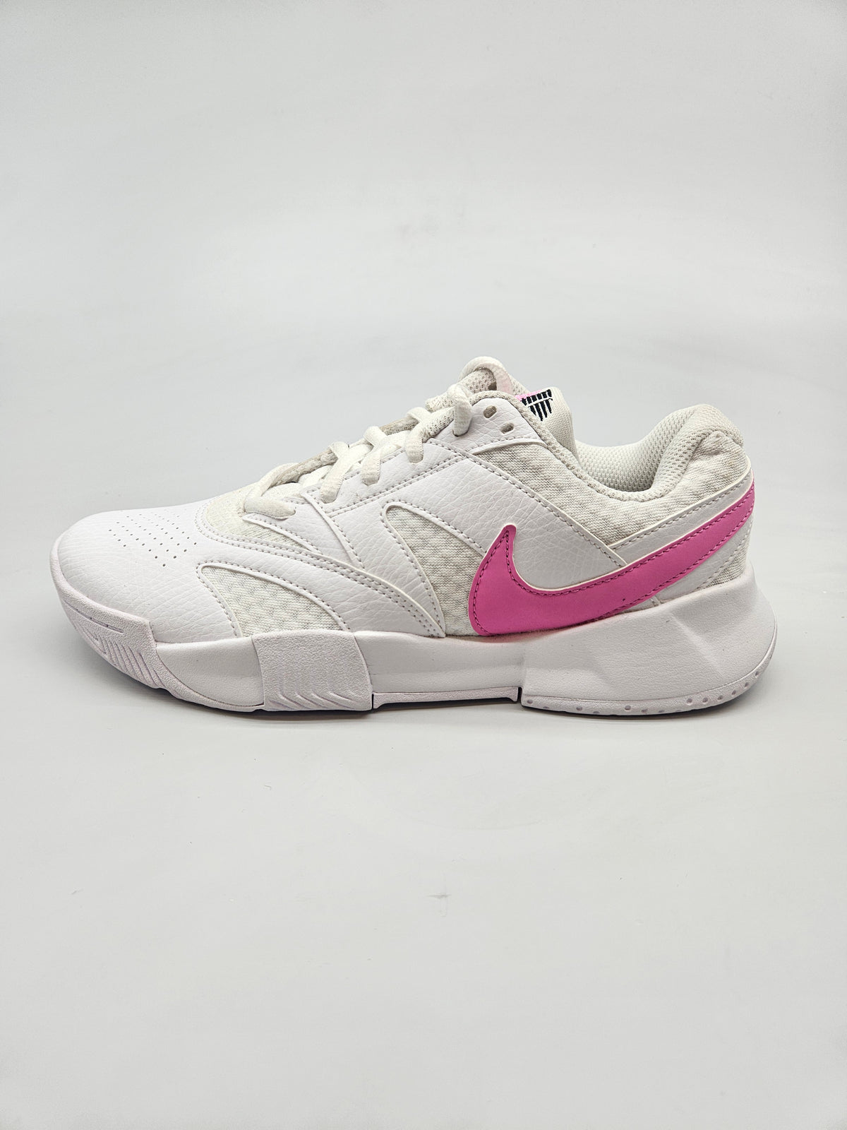 NIKE NOVI ORIGINAL PATIKI BR 37.5