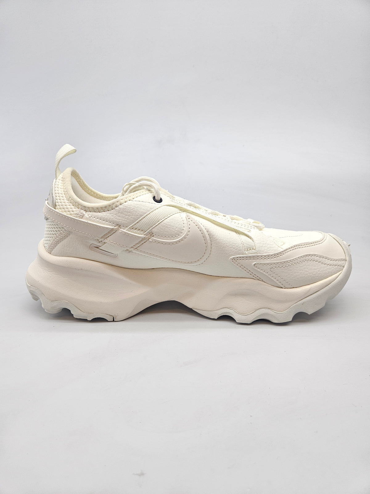 NIKE NOVI ORIGINAL PATIKI BR 41
