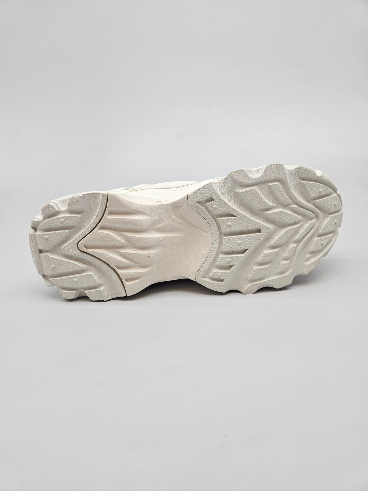 NIKE NOVI ORIGINAL PATIKI BR 41