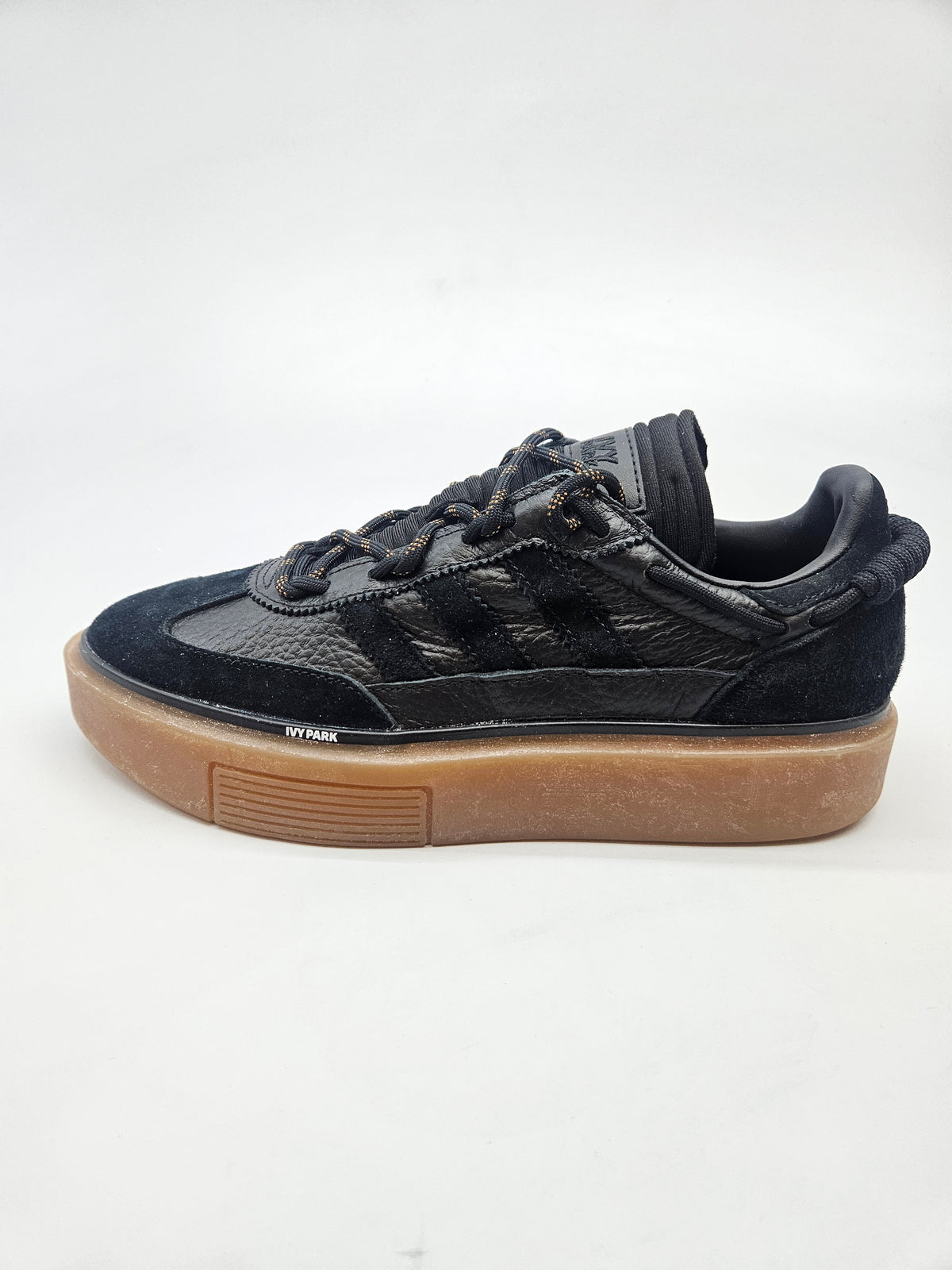 ADIDAS NOVI ORIGINAL PATIKI BR 39