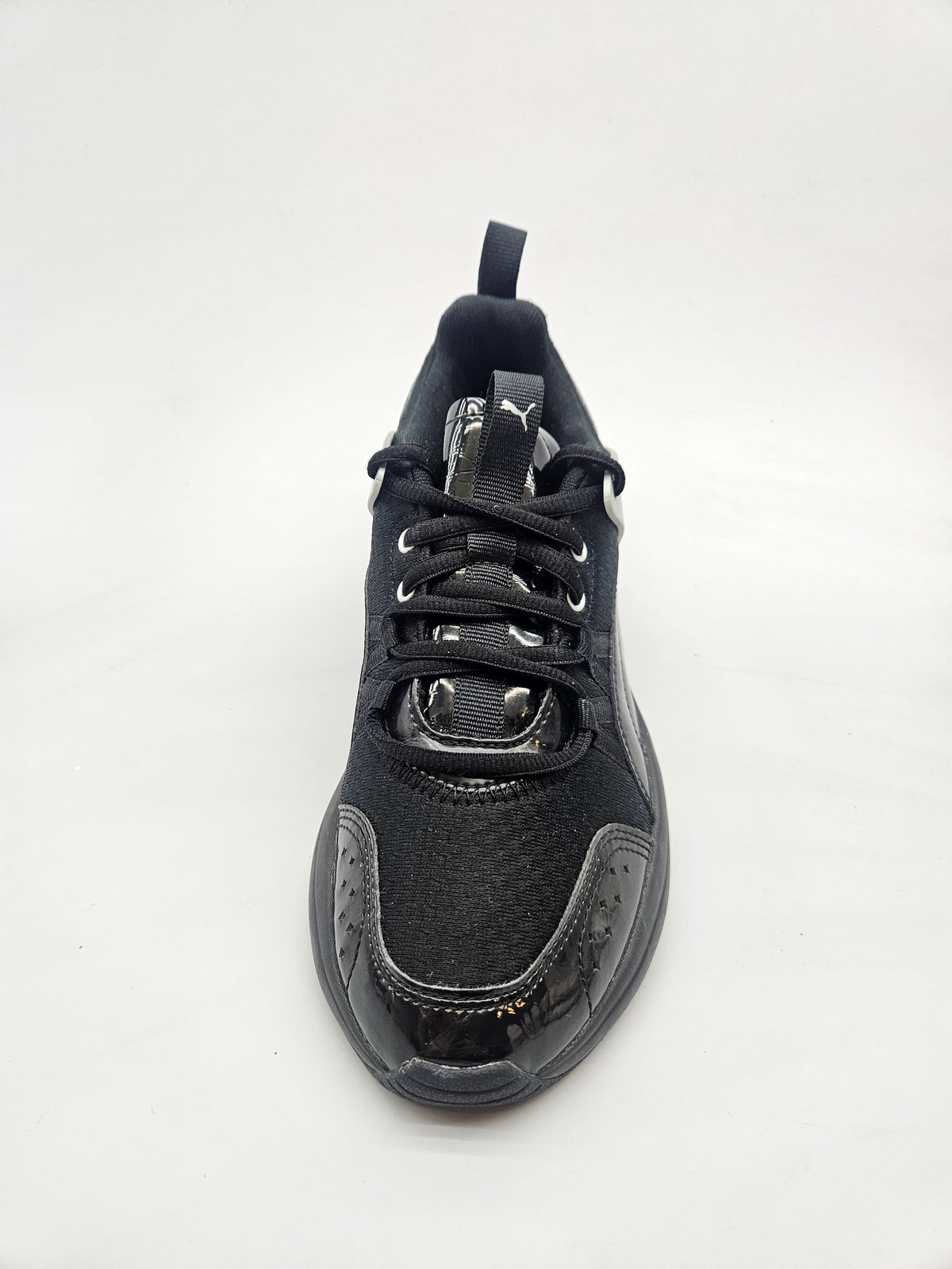 PUMA NOVI ORIGINAL PATIKI BR 38.5