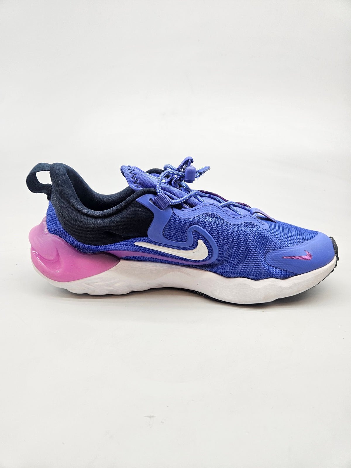 NIKE NOVI ORIGINAL PATIKI BR 37.5