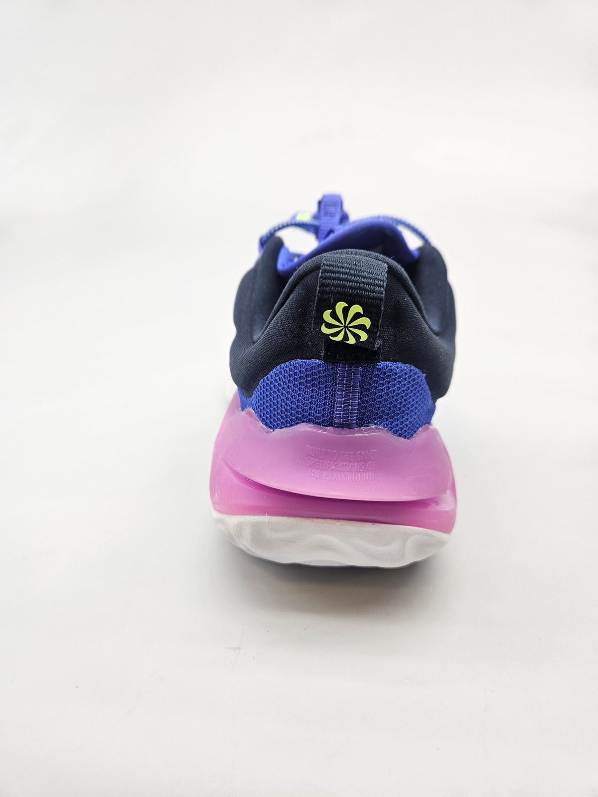 NIKE NOVI ORIGINAL PATIKI BR 37.5