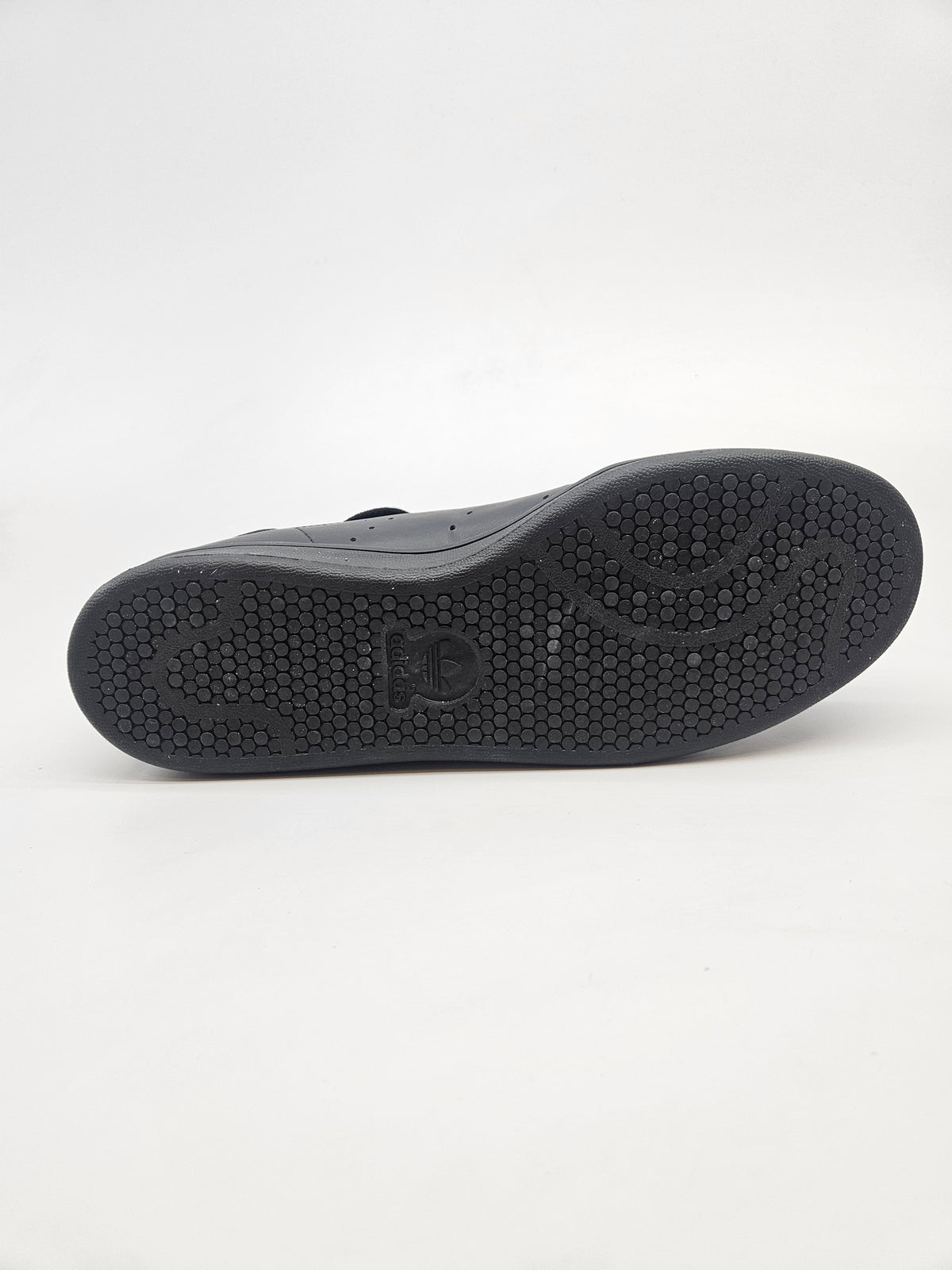 ADIDAS NOVI ORIGINAL PATIKI BR 44