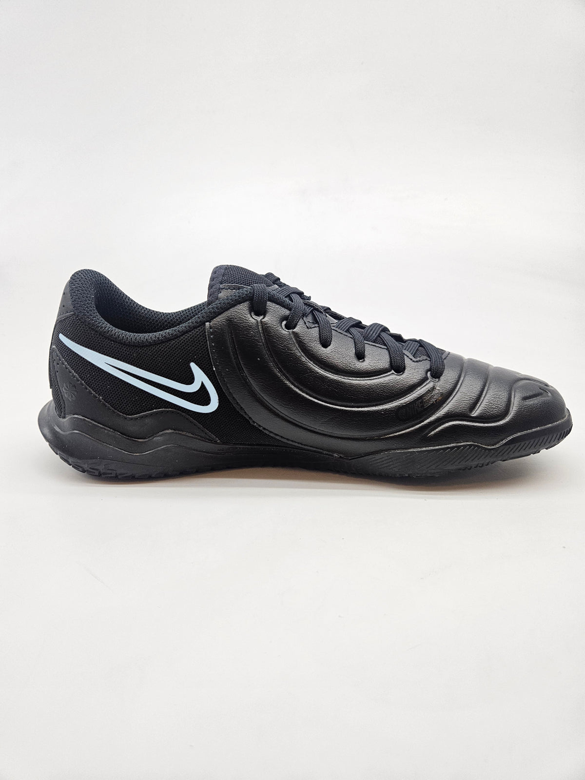 NIKE ORIGINAL PATIKI ZA FUDBAL BR 40.5