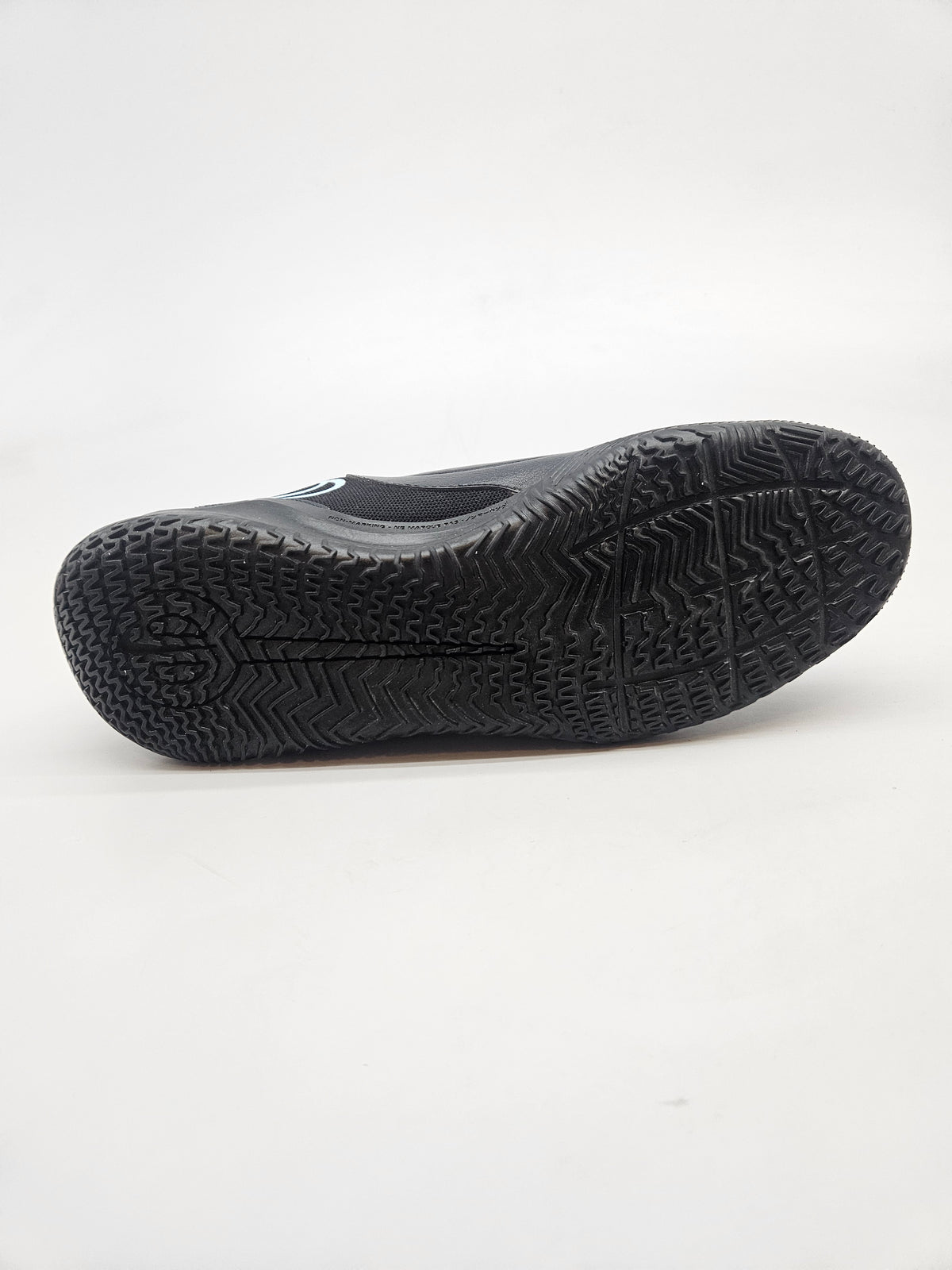 NIKE ORIGINAL PATIKI ZA FUDBAL BR 40.5