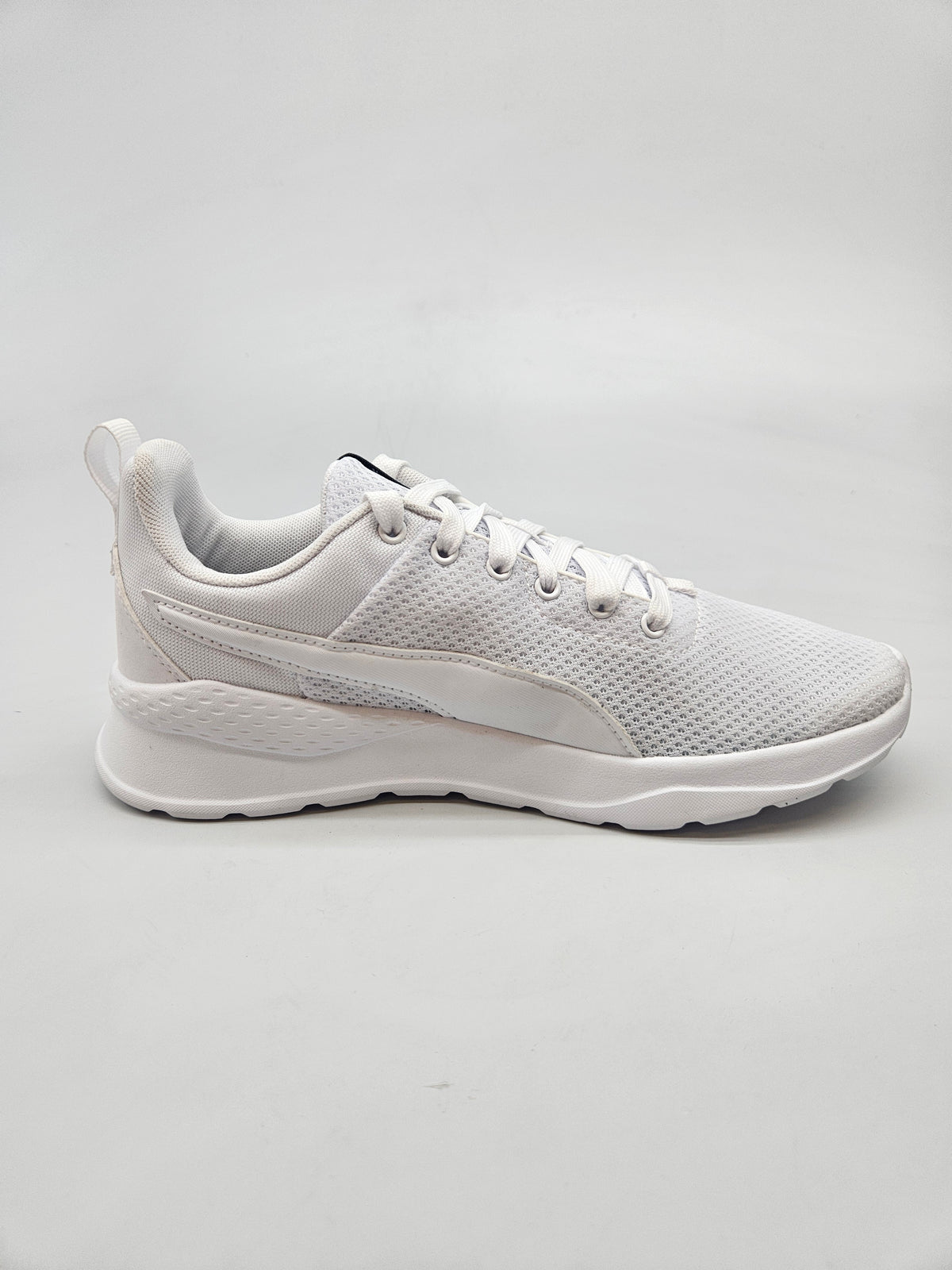 PUMA NOVI ORIGINAL PATIKI BR 37.5