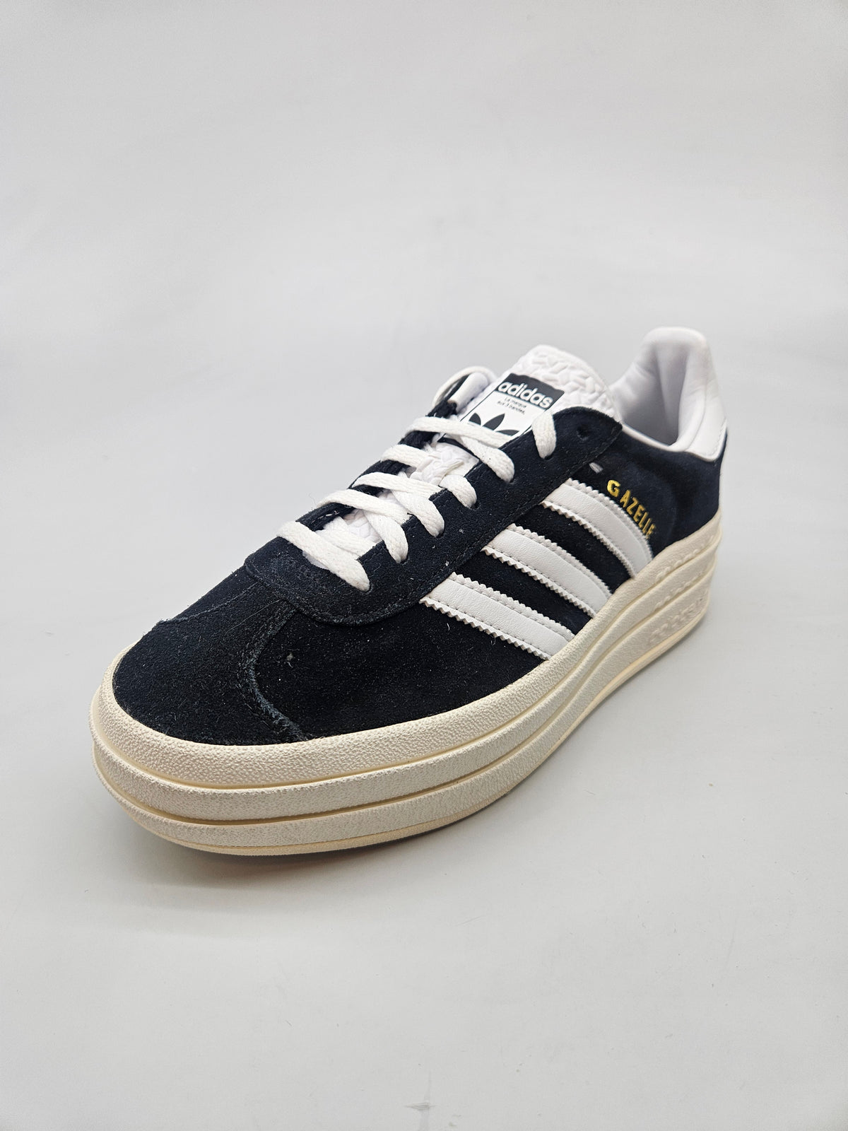 ADIDAS NOVI ORIGINAL PATIKI BR 37