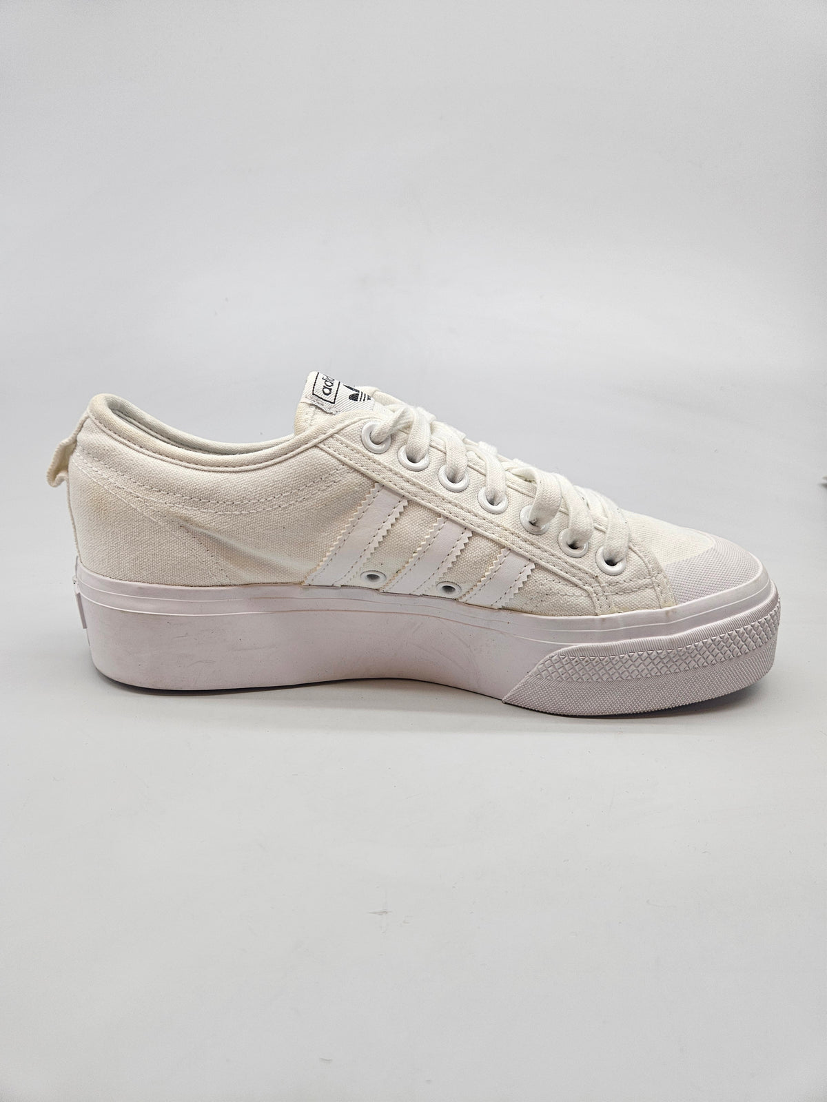 ADIDAS NOVI ORIGINAL PATIKI BR 42