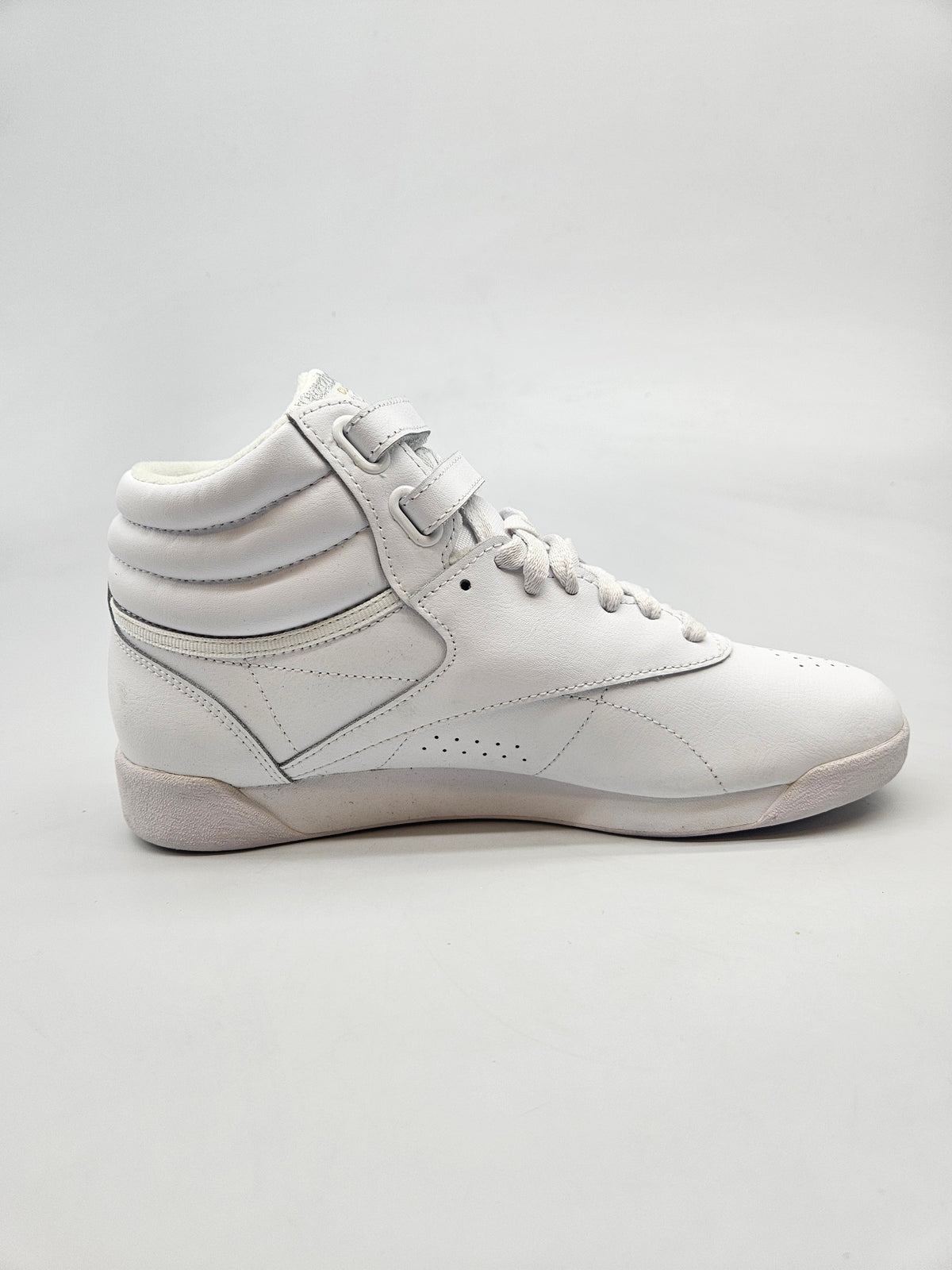 REEBOK NOVI ORIGINAL PATIKI BR 38