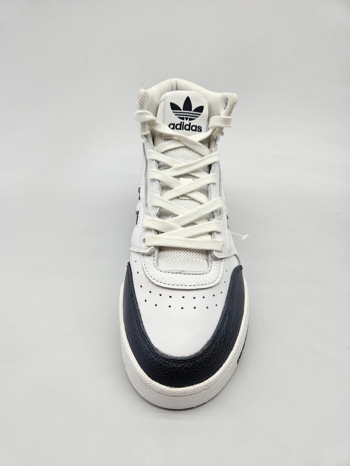ADIDAS NOVI ORIGINAL PATIKI BR 42