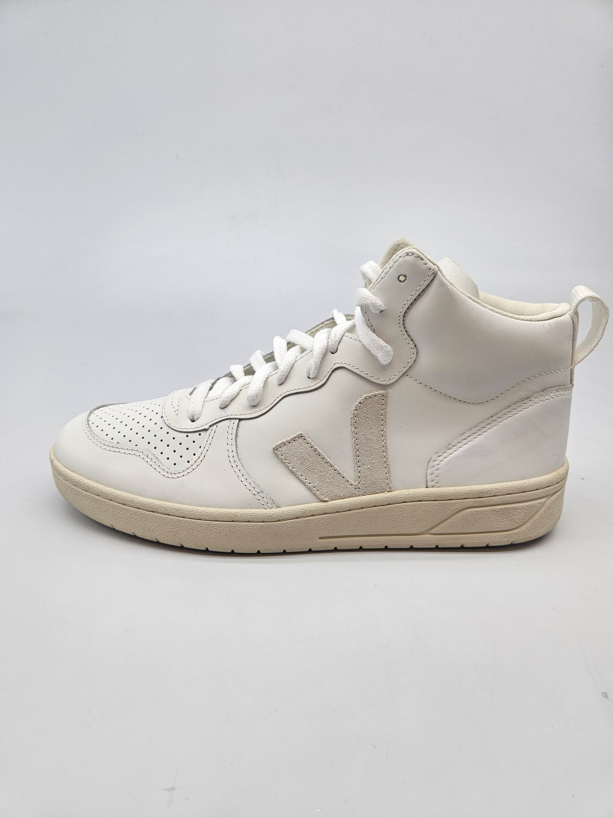 VEJA NOVI ORIGINAL PATIKI BR 43