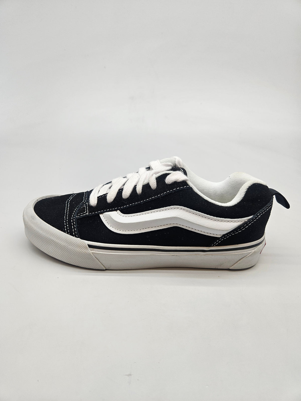 VANS NOVI ORIGINAL PATIKI BR 38