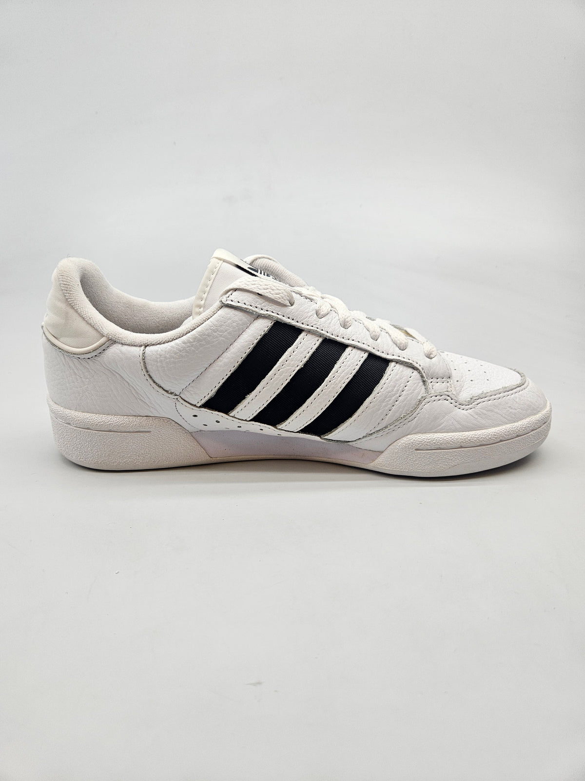 ADIDAS NOVI ORIGINAL PATIKI BR 42
