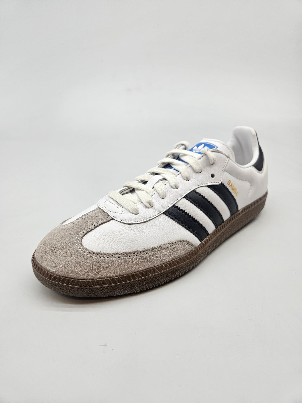 ADIDAS NOVI ORIGINAL PATIKI BR 45