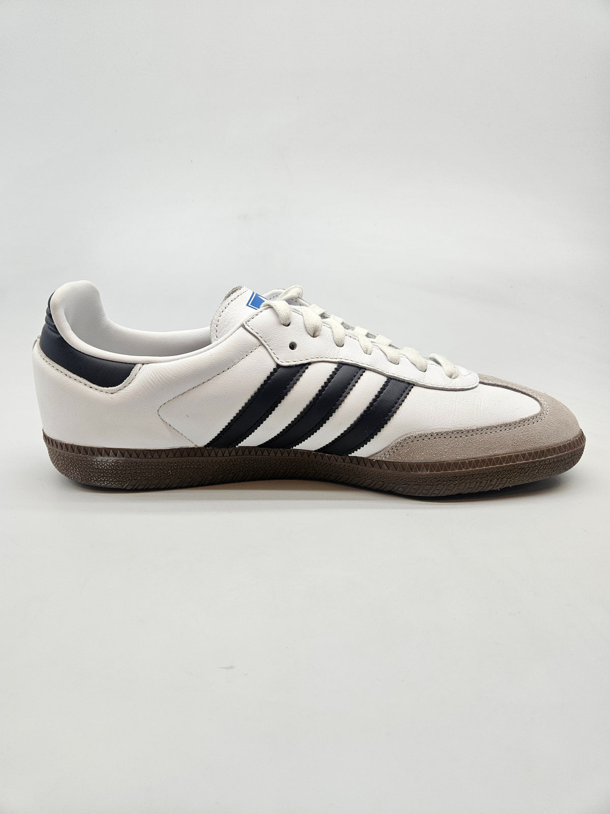 ADIDAS NOVI ORIGINAL PATIKI BR 45