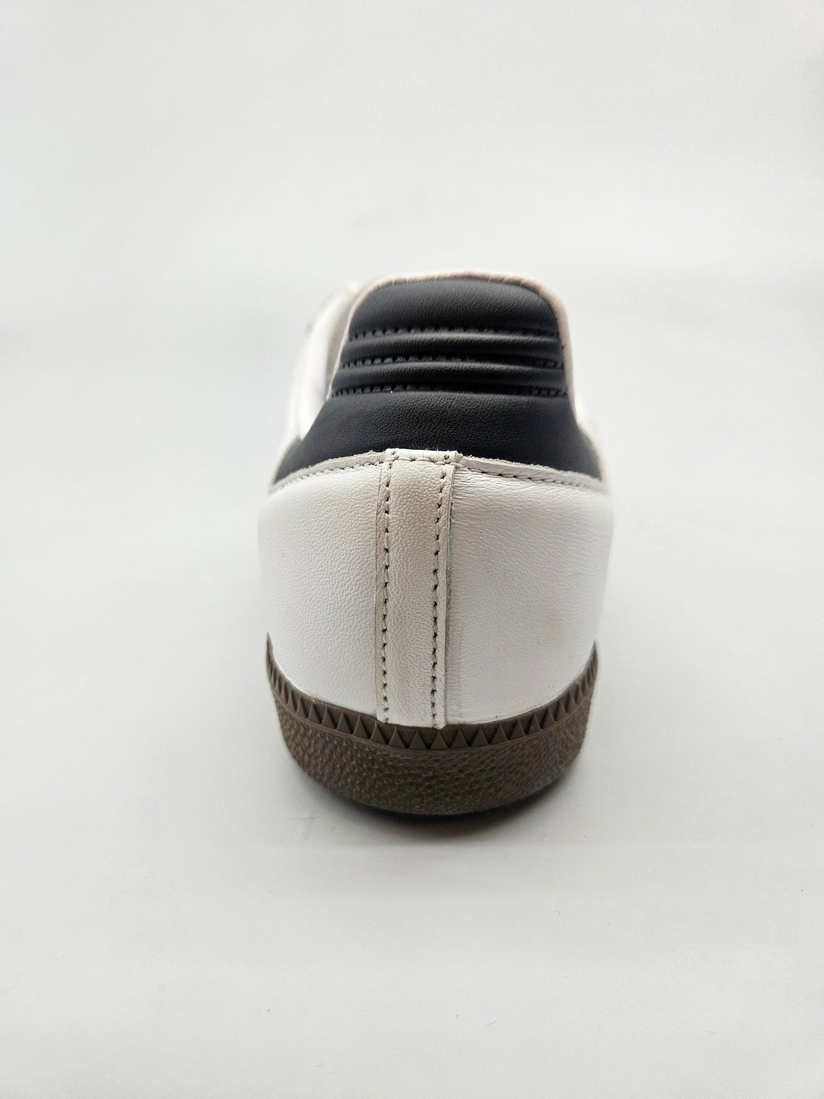 ADIDAS NOVI ORIGINAL PATIKI BR 45