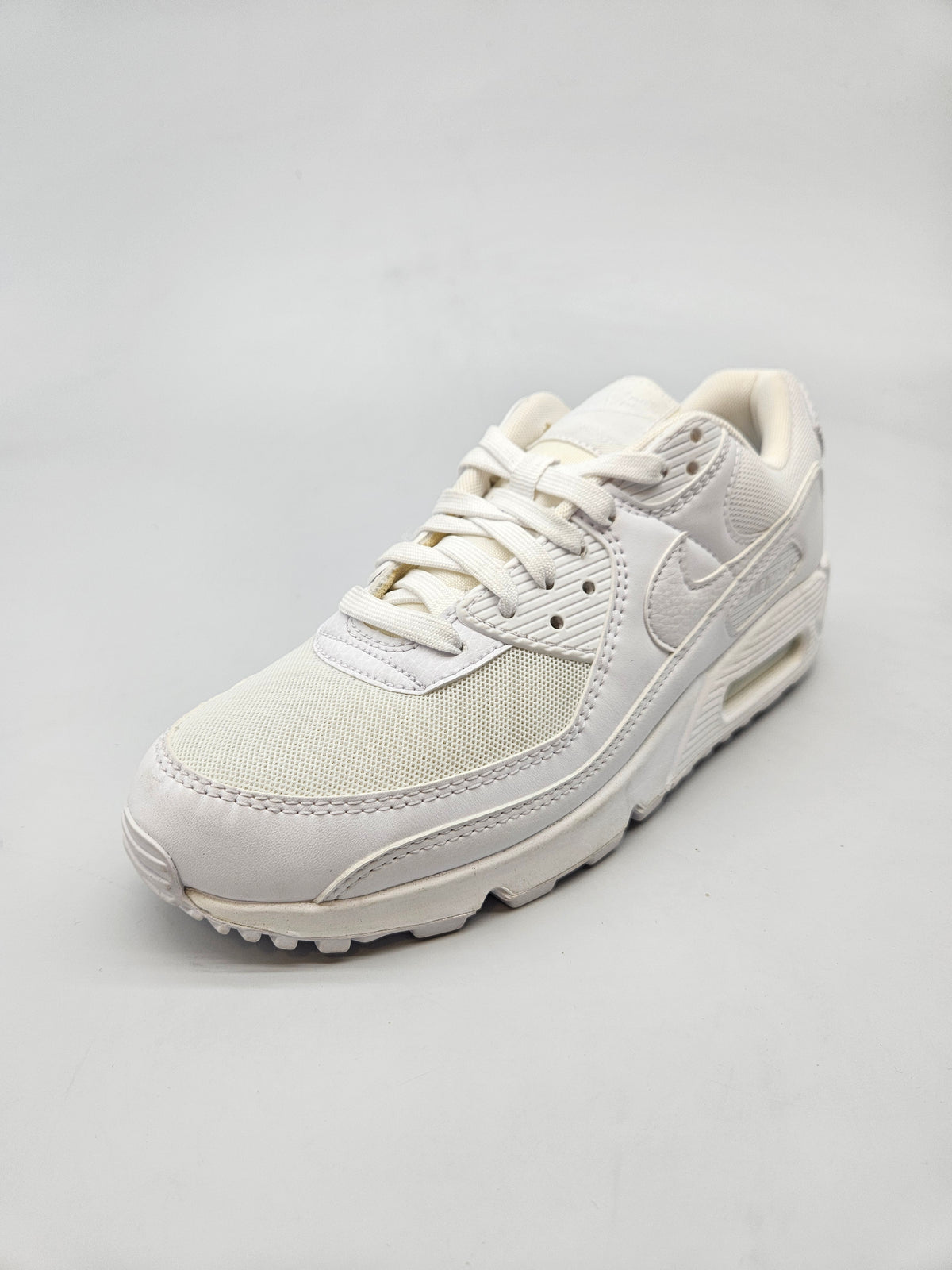 NIKE AIRMAX NOVI ORIGINAL PATIKI BR 40