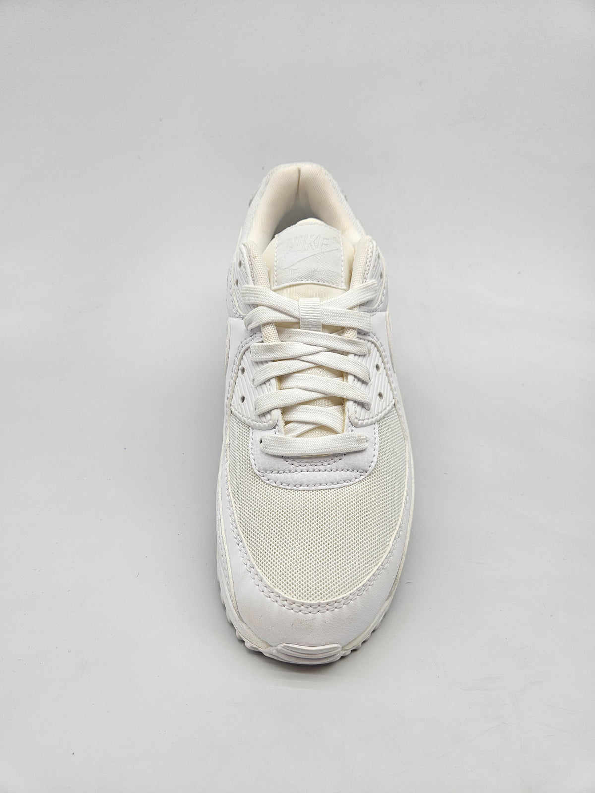 NIKE AIRMAX NOVI ORIGINAL PATIKI BR 40