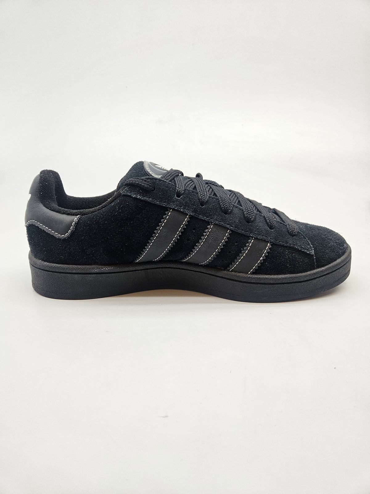 ADIDAS NOVI ORIGINAL PATIKI BR 42