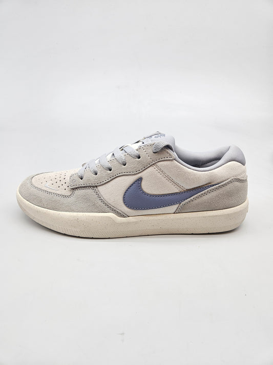 NIKE NOVI ORIGINAL PATIKI BR 42.5