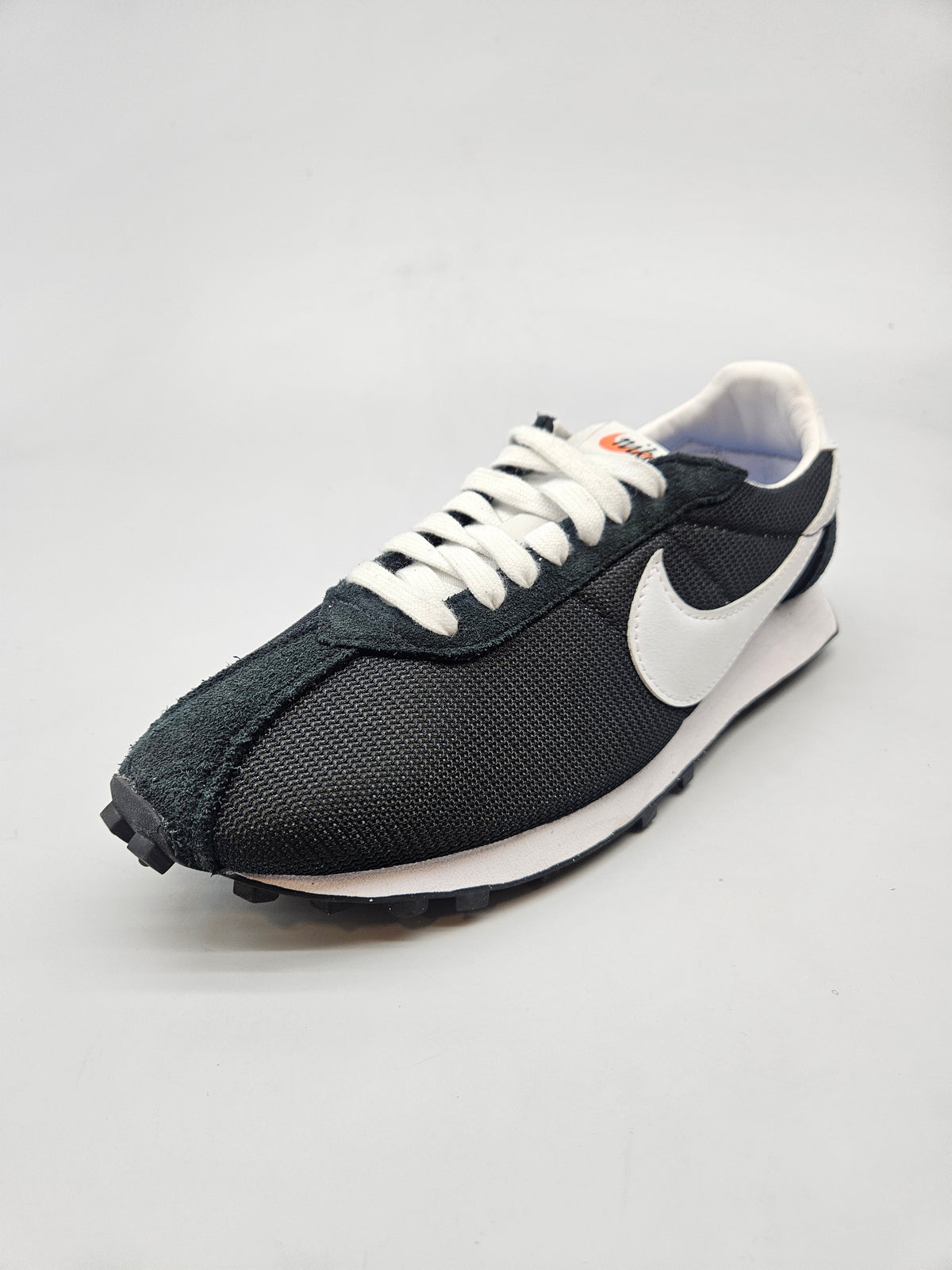 NIKE NOVI ORIGINAL PATIKI BR 41