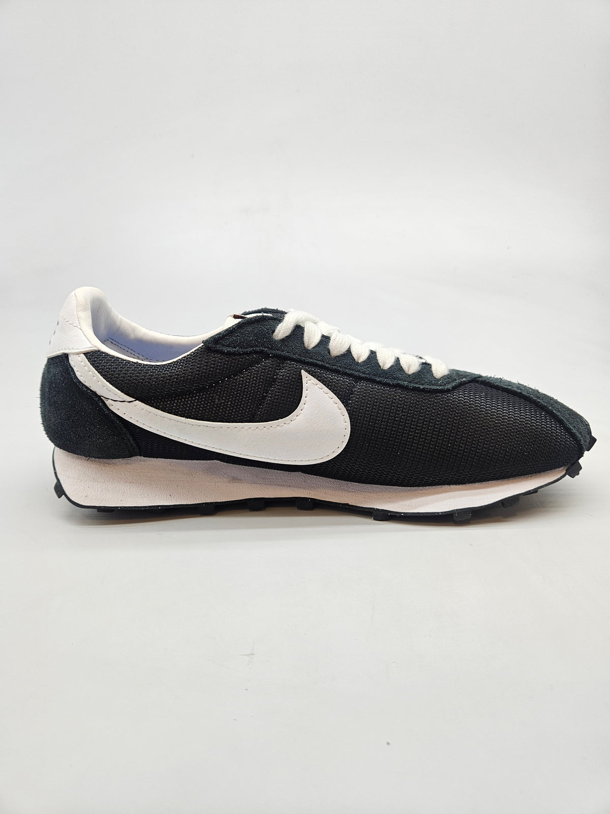 NIKE NOVI ORIGINAL PATIKI BR 41