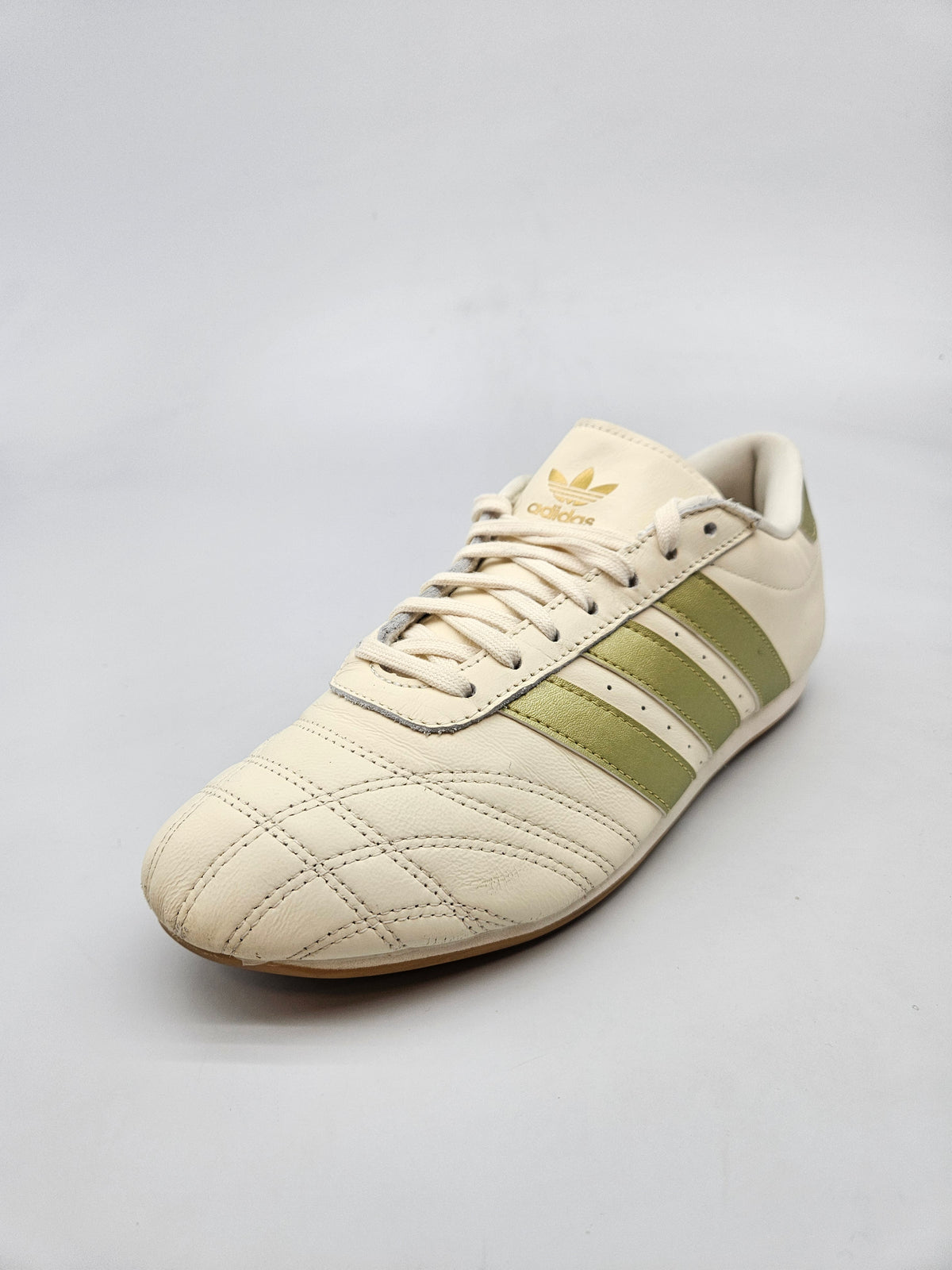 ADIDAS NOVI ORIGINAL PATIKI BR 40