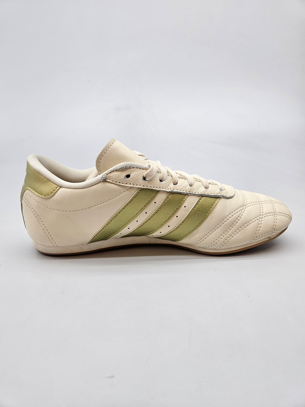ADIDAS NOVI ORIGINAL PATIKI BR 40