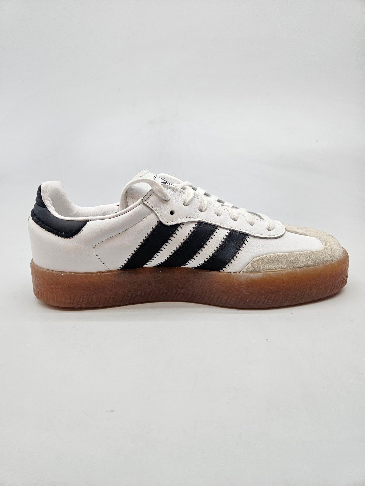 ADIDAS NOVI ORIGINAL PATIKI BR 40