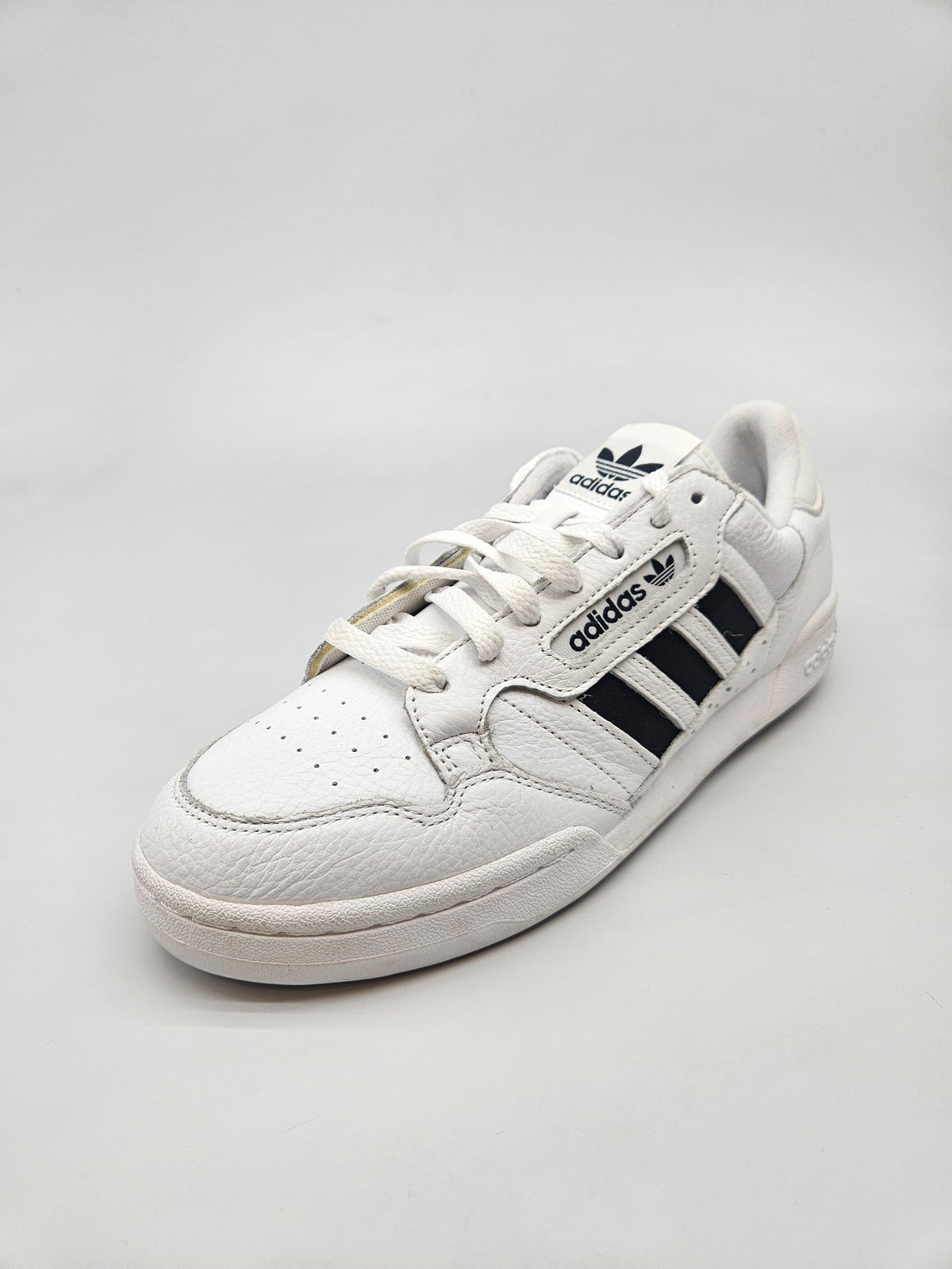 ADIDAS NOVI ORIGINAL PATIKI BR 44.5