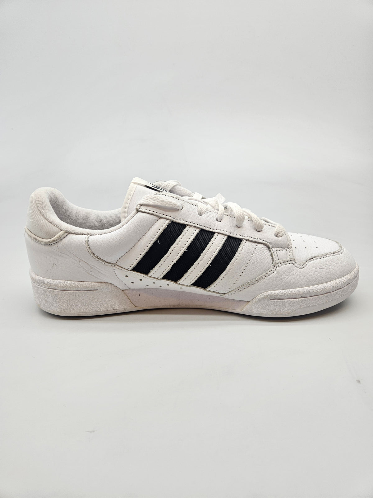 ADIDAS NOVI ORIGINAL PATIKI BR 44.5