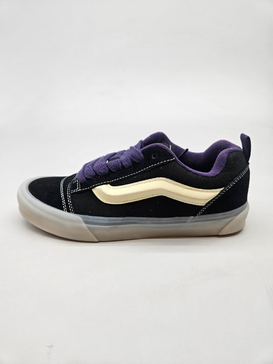 VANS NOVI ORIGINAL PATIKI BR 40.5