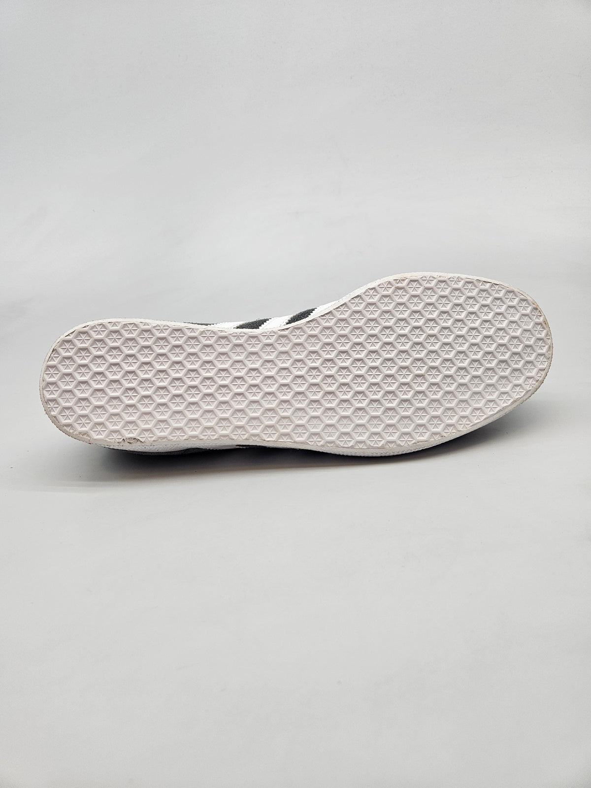 ADIDAS NOVI ORIGINAL PATIKI BR 43