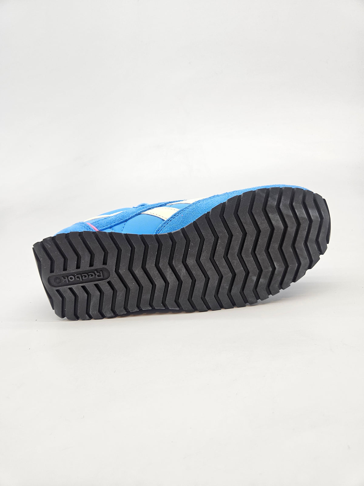 REEBOK NOVI ORIGINAL PATIKI BR 37
