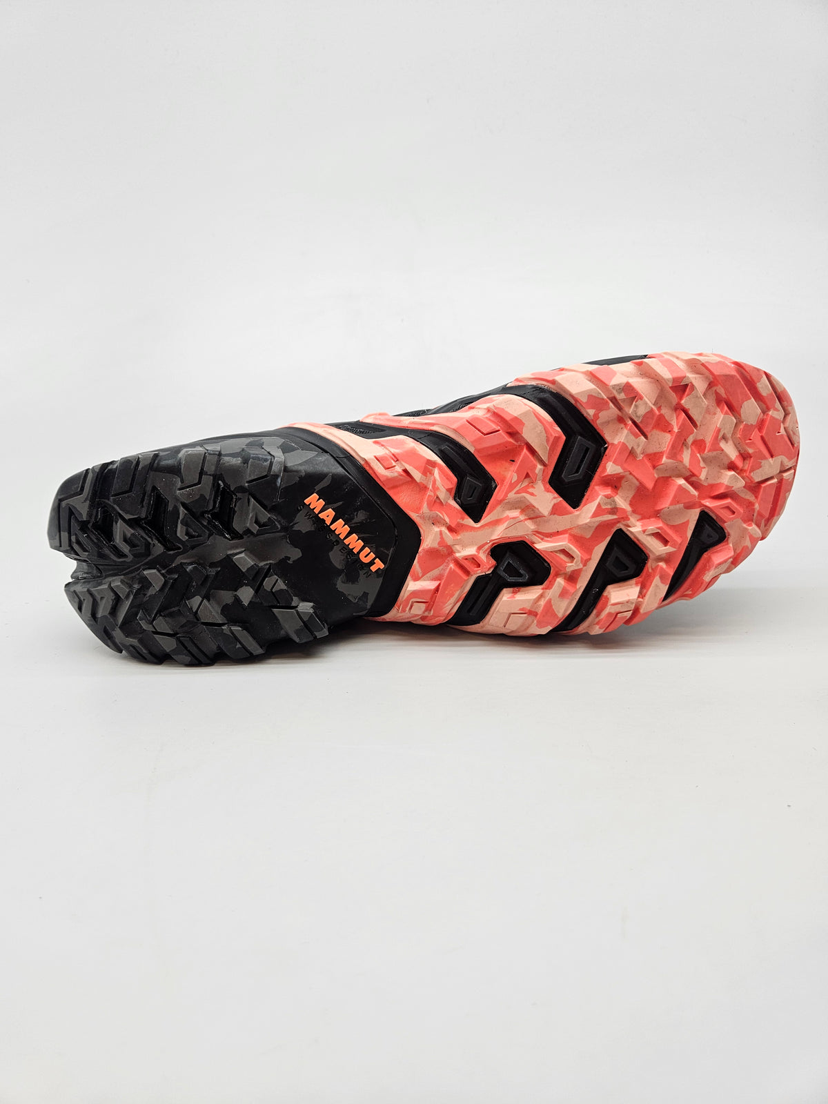 MAMMUT NOVI ORIGINAL PATIKI BR 42