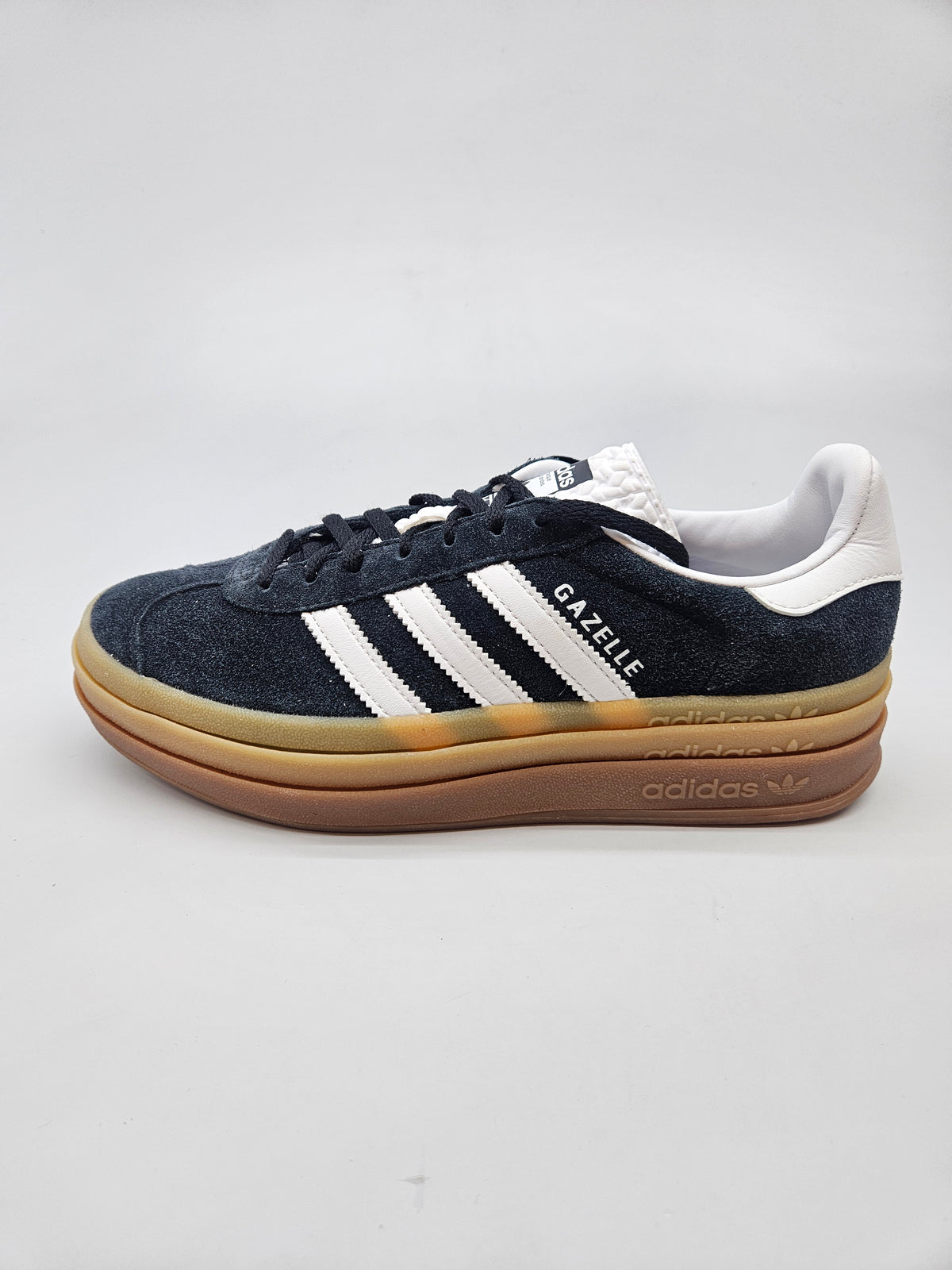 ADIDAS NOVI ORIGINAL PATIKI BR 39