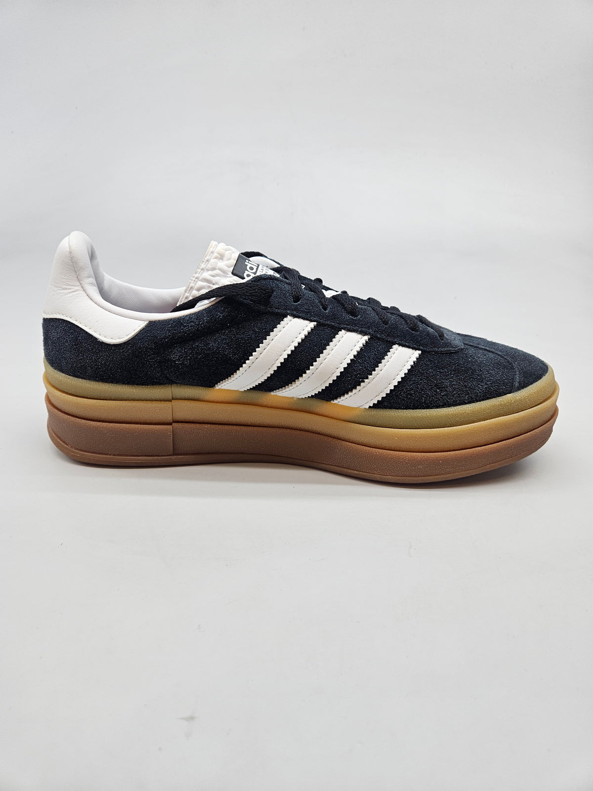 ADIDAS NOVI ORIGINAL PATIKI BR 39