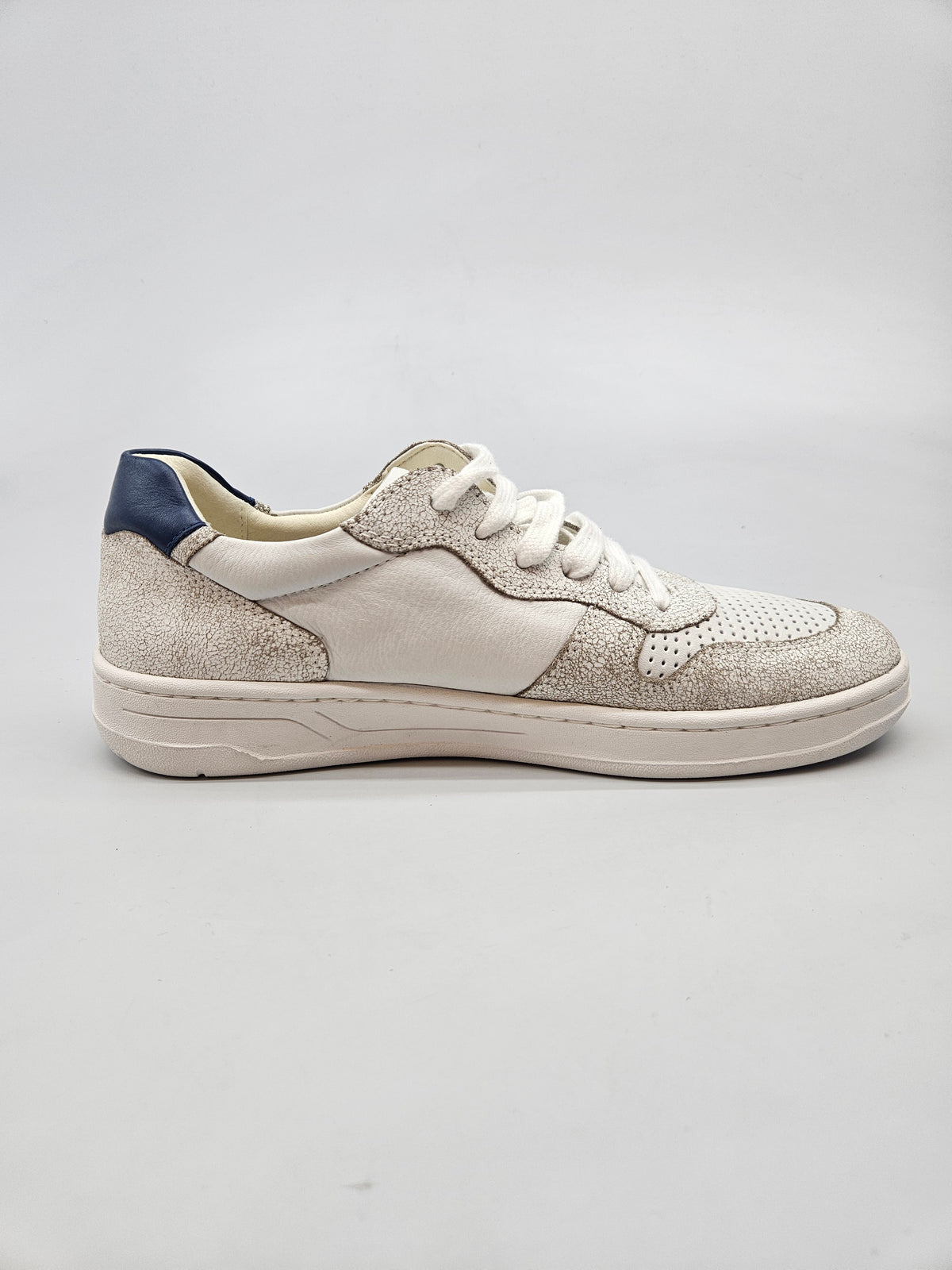GEOX NOVI ORIGINAL PATIKI BR 41