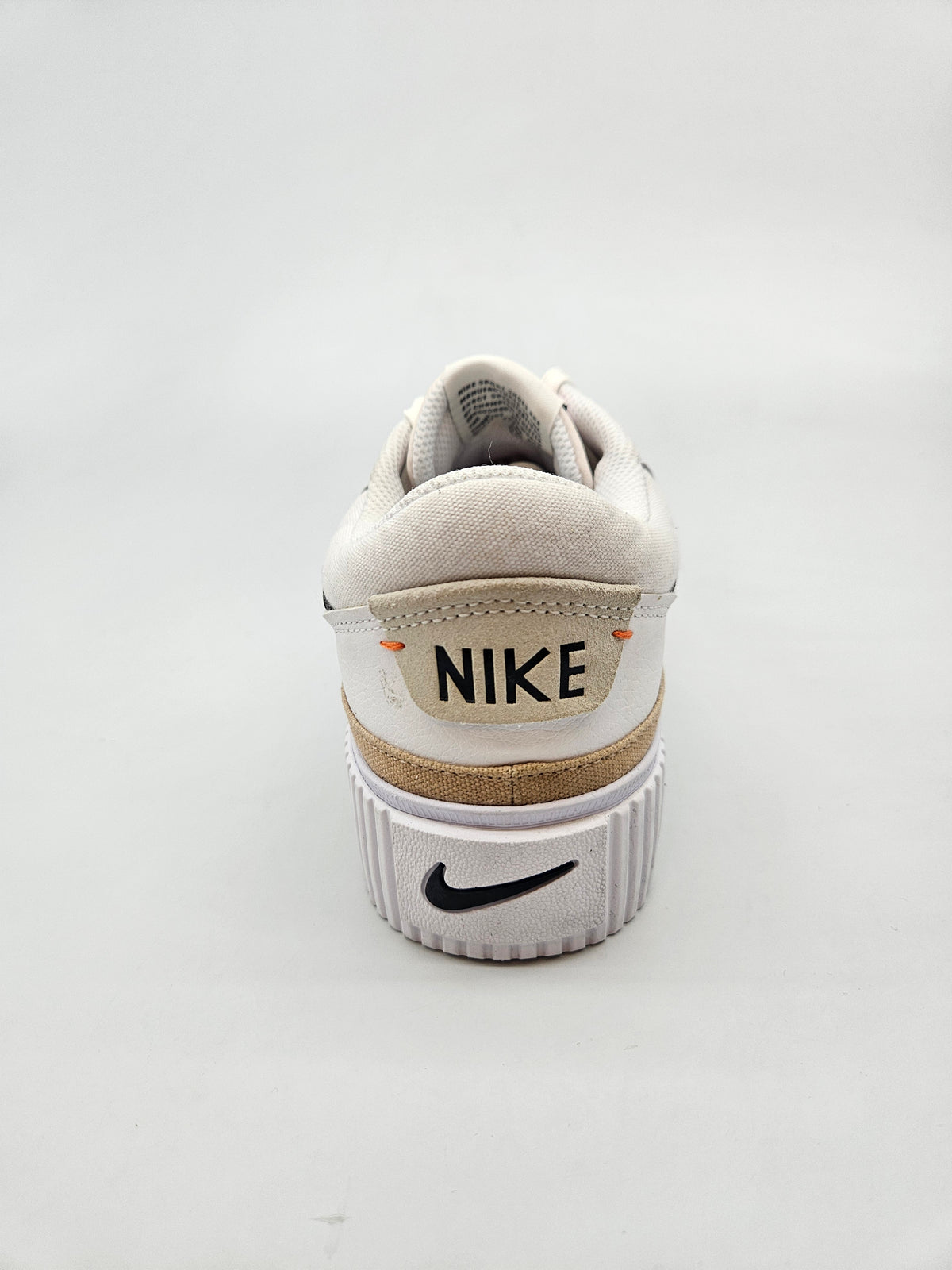 NIKE NOVI ORIGINAL PATIKI BR 42