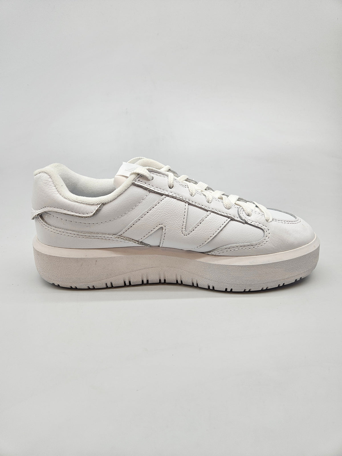 NEW BALANCE NOVI ORIGINAL PATIKI BR 39.5